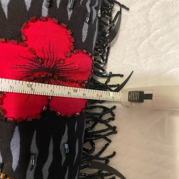 Tropical Print Handbag with Bamboo Handles - Picture 4 of 6